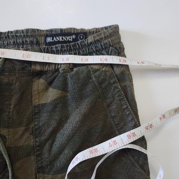 BLANK NYC | Women's Camo Linen Drawstring Jogger - Picture 13 of 13